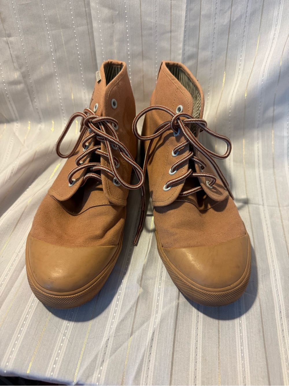 Unisex Chukka Canvas Boots in Brown - Lace-Up Casual Style